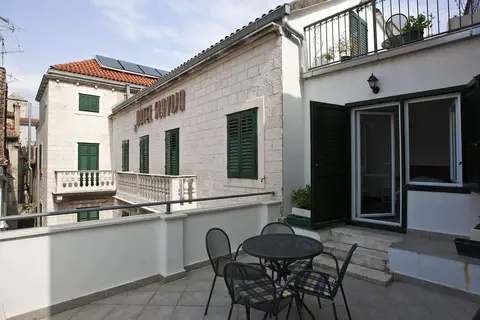 Hotel Slavija in Split — foto 12