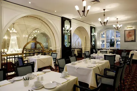 Art Nouveau Palace Hotel in Praag — foto 7