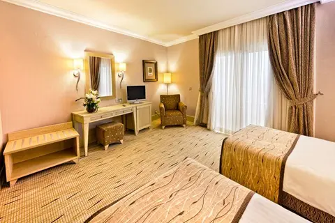 Merit Park Hotel & Casino in Karaoğlanoğlu Caddesi, Girne — foto 26