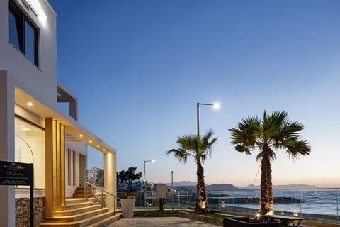 Golden Bay Suites in Δαράτσος — foto 18