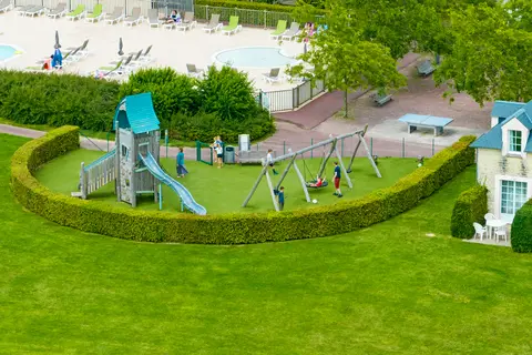 Le Green Beach in Port-en-Bessin — foto 3