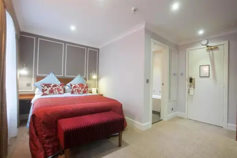 London Chigwell Prince Regent Hotel, BW Signature Collection in Londen — foto 4