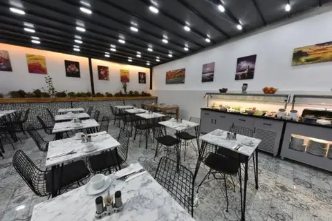 Almina Inn Hotel in Küçükçekmece — foto 2