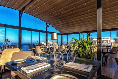 Corinthia Hotel St. George's Bay in San Ġiljan — foto 5