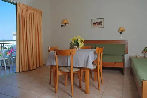 John Mary Apartments in Δημοτική Ενότητα Γουβών — foto 10