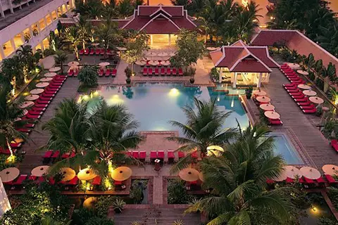 Anantara Riverside Bangkok Resort in Bangkok — foto 22