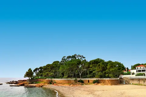 SOWELL HÔTELS La Plage in Saint-Raphaël — foto 5