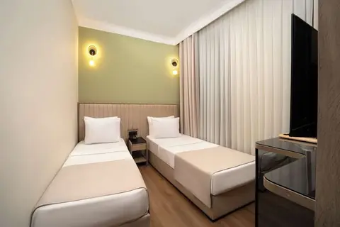 Atik Palace Hotel in Şişli — foto 3