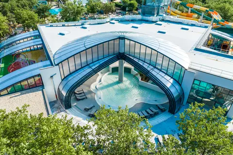 Camping Le Ranc Davaine in Saint-Alban-Auriolles — foto 12