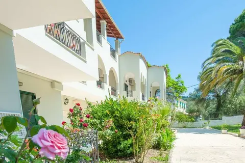 Vassilis Paradise Garden in Pagi, foto 4
