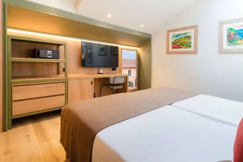 Hotel DWO Valencia in Valencia — foto 12