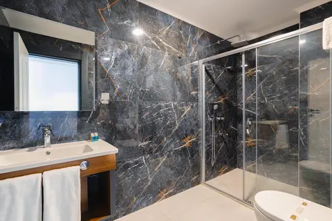 Berlin Suite Hotel in Ortahisar, foto 16