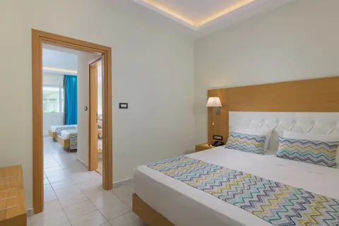 Park Hotel Oceanis in Ιαλυσός — foto 18