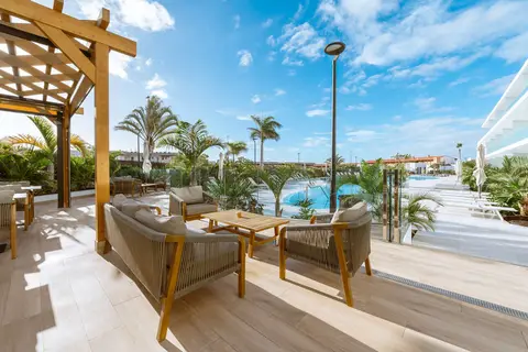 Amarilla Golf Residences in San Miguel de Abona, foto 4