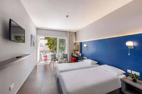 Park Beach Hotel in Γερμασόγεια — foto 5