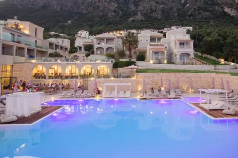 Golden Mare Barbati Hotel in Μπαρμπάτι — foto 24