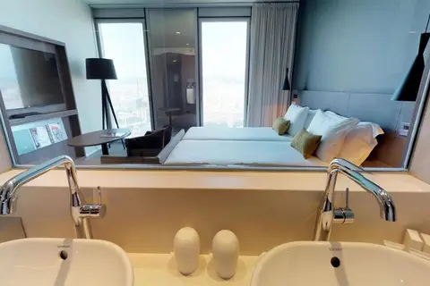 Hotel The Level at Meliá Barcelona Sky in Barcelona — foto 19