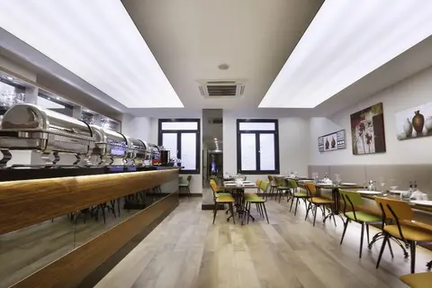 The White Orient Hotel in Fatih — foto 5
