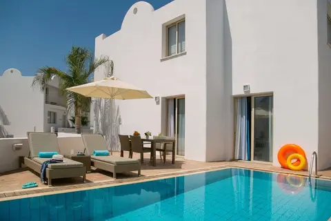 Althea Kalamies Luxury Villas in Παραλίμνι — foto 10