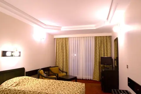 Istanbul Royal Hotel in Fatih — foto 26