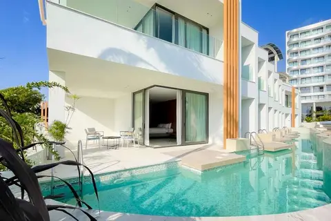 Radisson Larnaca Beach Resort in Ορόκλινη — foto 18