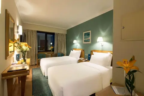 SANA Metropolitan Hotel in Almada — foto 5