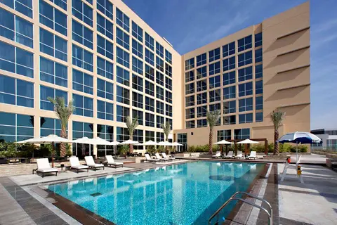 Yas Plaza Circuit in جزيرة ياس — foto 2