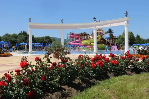 Marina Royal Palace Hotel in Флора — foto 20