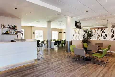 B&B Hotel Valencia Ciudad de la Ciencias in Valencia — foto 15