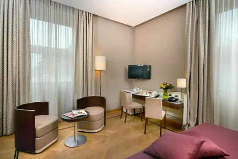 Palazzo Esedra in Napels, foto 29