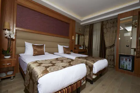 Ilkbal Deluxe Hotel in Fatih — foto 3