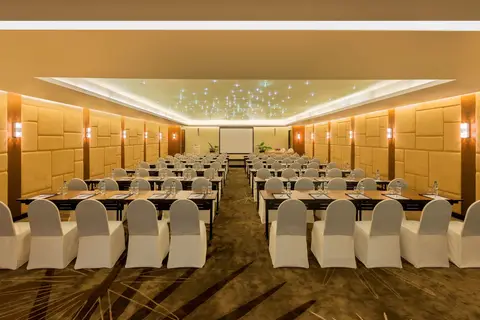 Radisson Suites Bangkok Sukhumvit in Bangkok — foto 28