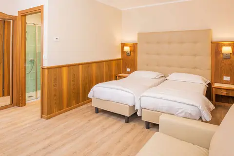 Hotel Centrale Garda in Garda, foto 16