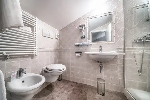 Varese Hotel in Rome — foto 24