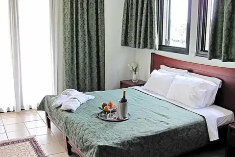 Zeus Eleva Kassandra Lagoon in Renaissance Hanioti Resort, foto 16