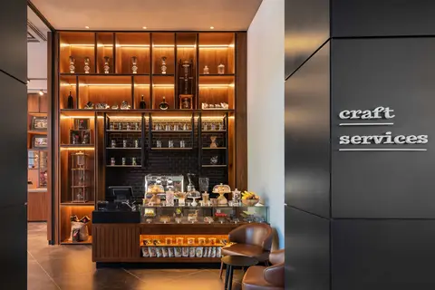 The WB Abu Dhabi, Curio Collection by Hilton in أبو ظبي — foto 28