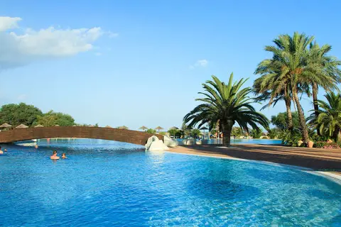 Garden Beach Hotel & Resort in Castiadas — foto 22