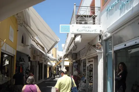 Theoxenia Hotel in Φηρά Θήρας — foto 9