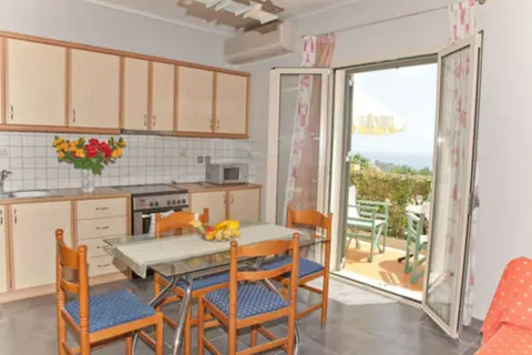 Liocharis Apartments in Σιμωτάτα — foto 6