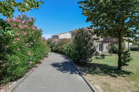 Vakantiepark Sun Hols Les Rives Du Lac in Saint-Saturnin-lès-Avignon — foto 6