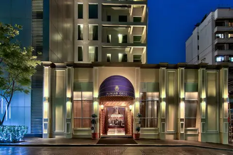 Radisson Suites Bangkok Sukhumvit in Bangkok