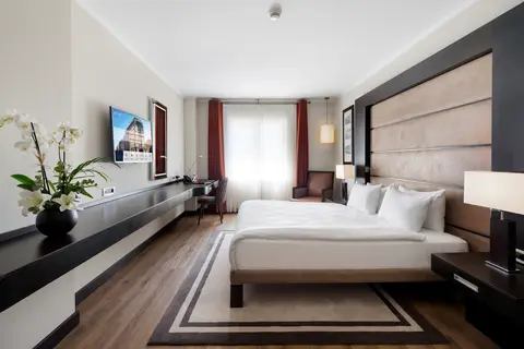 Ramada Plaza by Wyndham Istanbul City Center in Fatih — foto 12