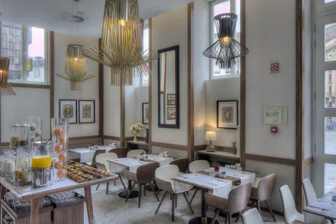 NH Collection Porto Batalha foto 3