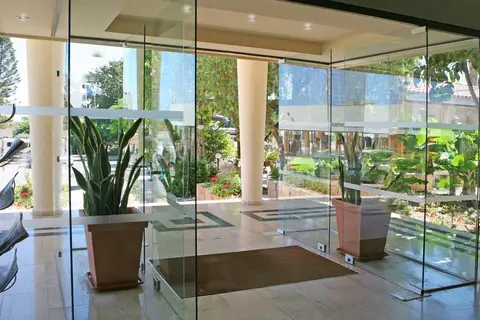 Alva Hotel Apartments in Παραλίμνι — foto 2