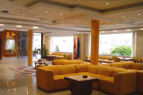 Hotel Crisol Regio in Santa Marta de Tormes — foto 29