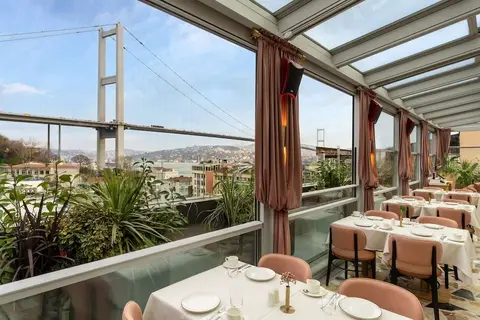 Crowne Plaza Istanbul Ortakoy Bosphorus in Beşiktaş — foto 15