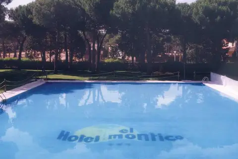 Hotel Resort El Montico in Tordesillas — foto 29