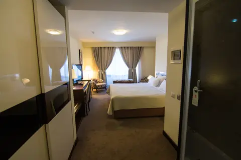 Hotel Boutique Kotoni in Tirana — foto 21