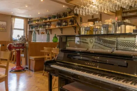 Hotel Zum Grünen Kranz foto 28