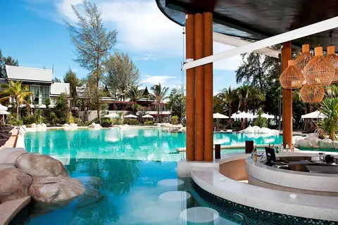 Natai Beach Resort & Spa in โคกกลอย
